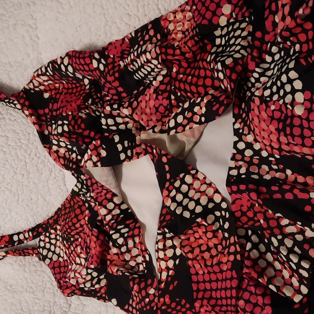 Bathing suit - Picture 4 of 9
